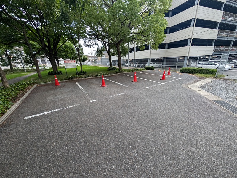 ファミールタワープラザ岡山イーストタワー 共用部写真（駐車場）