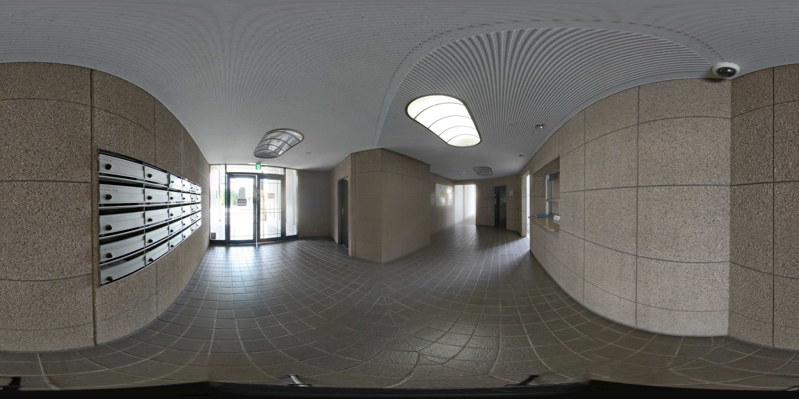 共用部写真（エントランス）