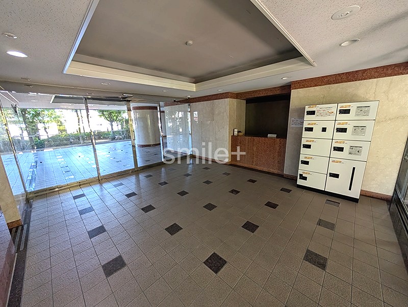 サーパス津高台通り一番館 共用部写真（ロビー）