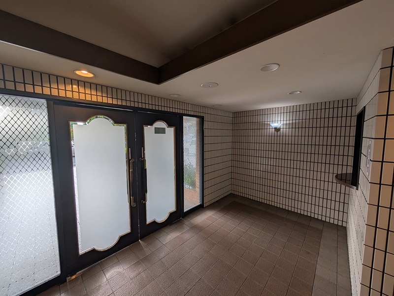 ライオンズマンション野田公園 共用部写真（エントランス）