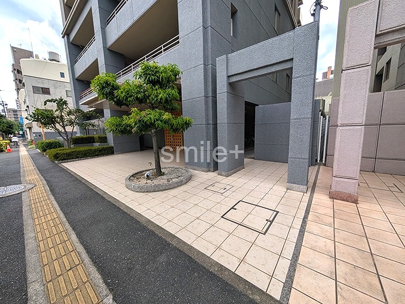 フォレストビュータワー鹿田壱番館 共用部写真（エントランス）