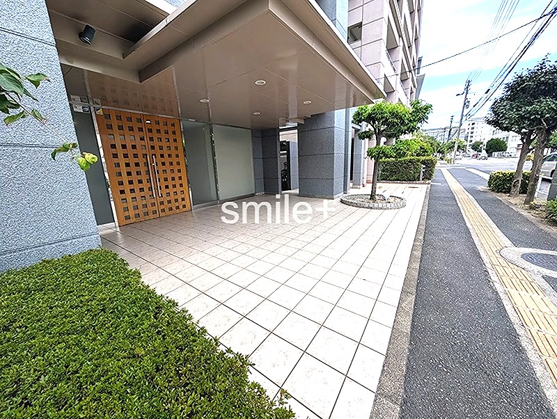 フォレストビュータワー鹿田壱番館 共用部写真（エントランス）