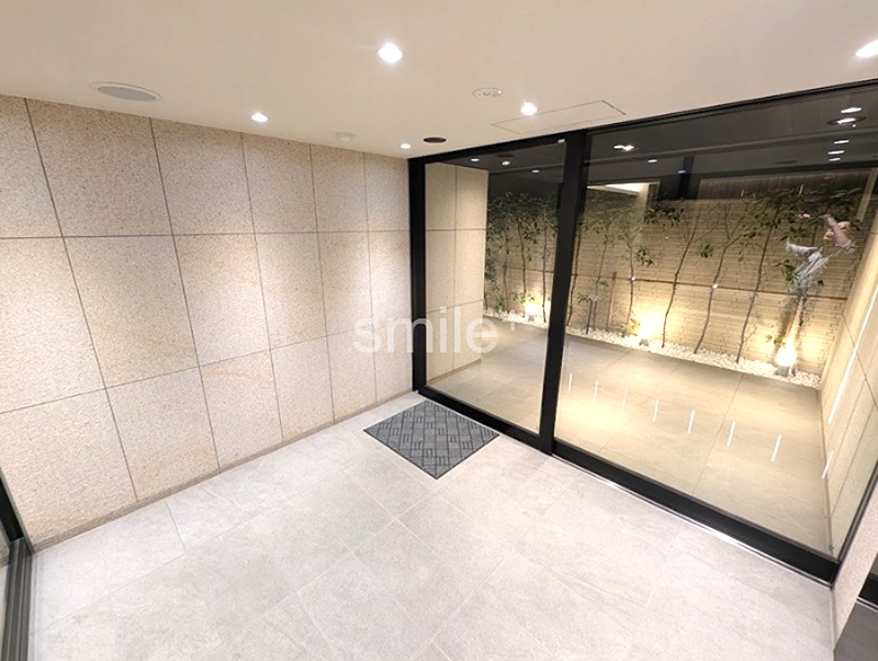 サーパス問屋町グランフォート 共用部写真（エントランス）