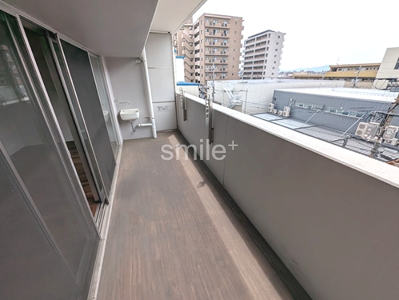 サーパス問屋町グランフォート 現地写真（バルコニー）