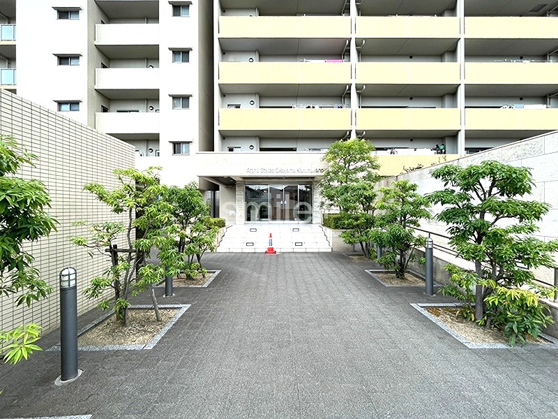 アルファステイツ岡山上中野 共用部写真（エントランス）